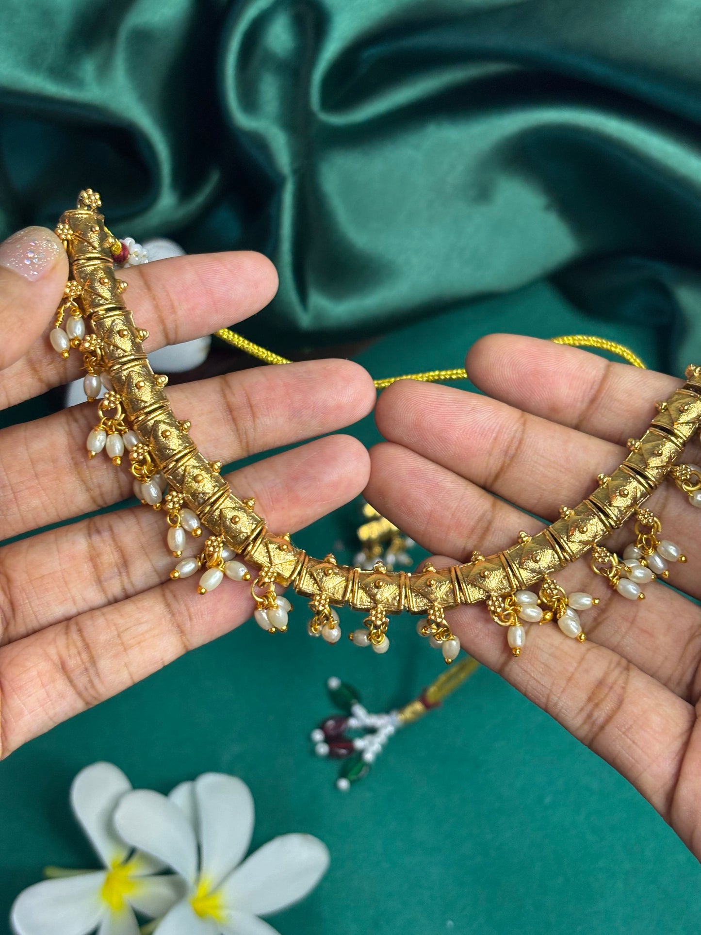 Premium Rice Pearl Choker Necklace