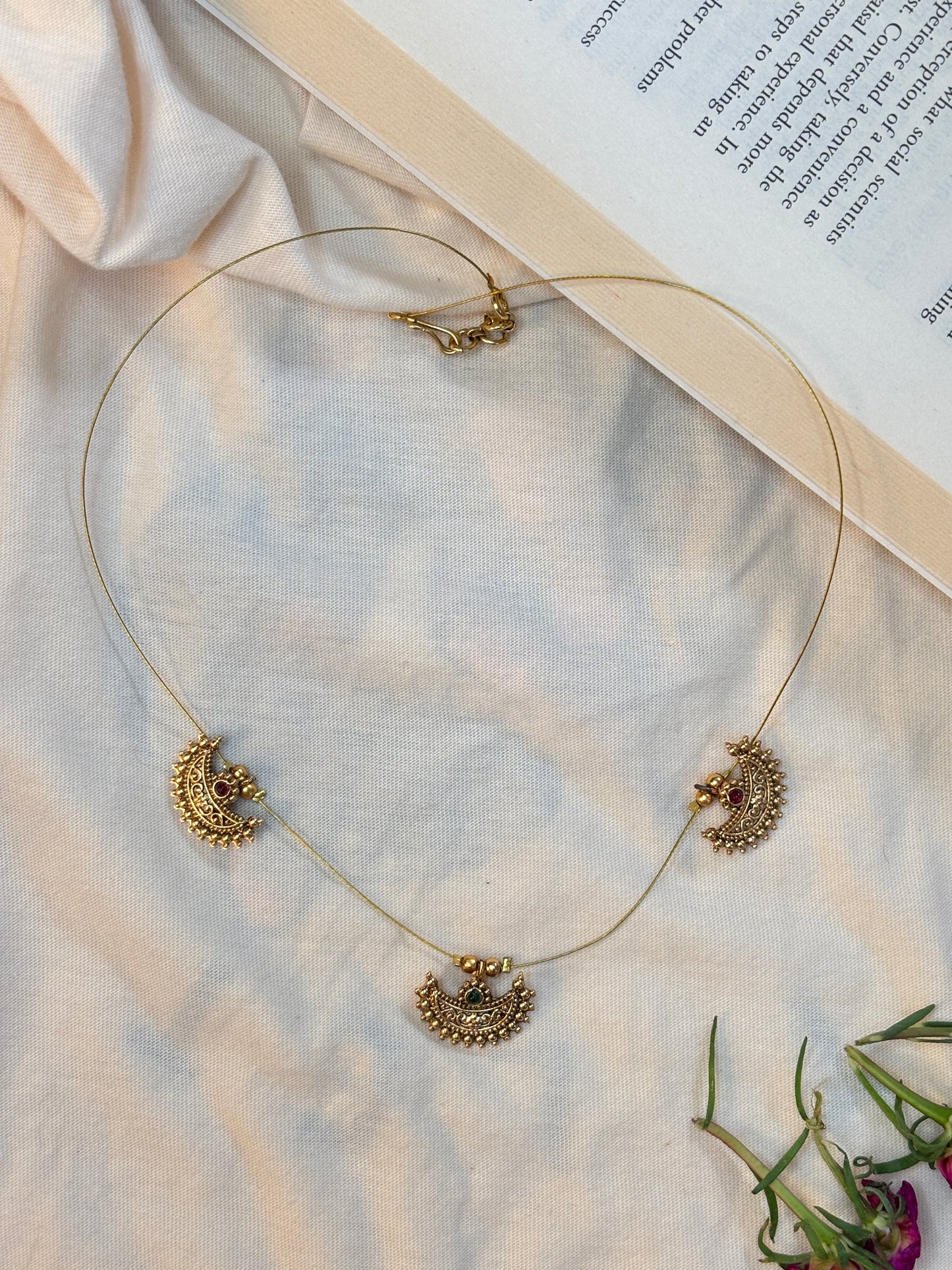 Moon Invisible necklace