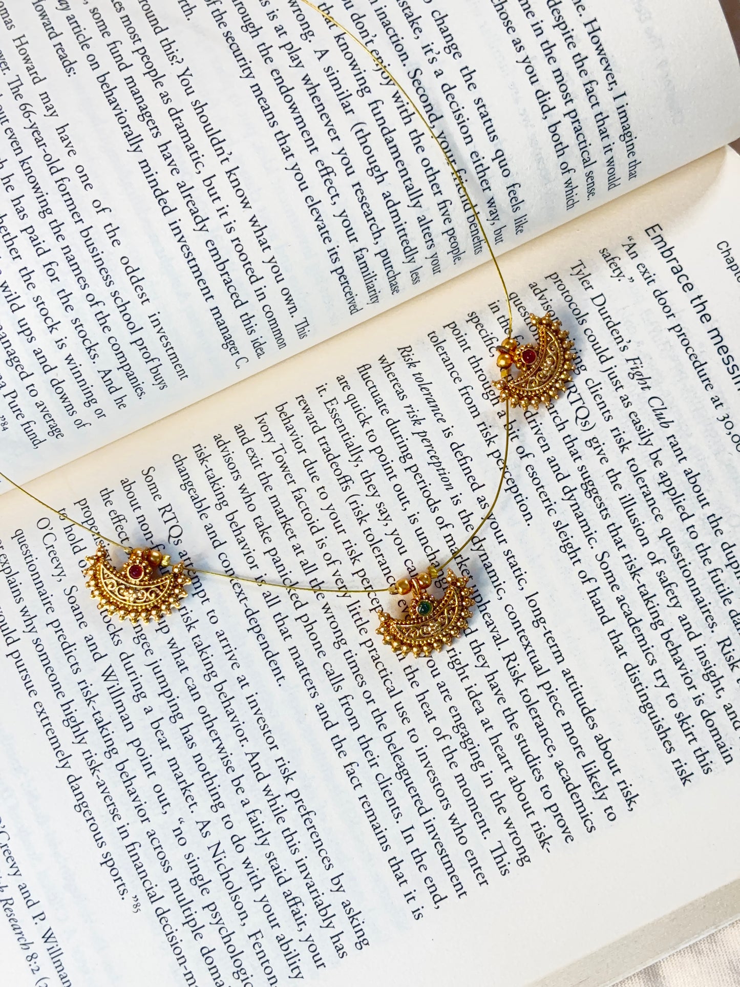 Moon Invisible necklace