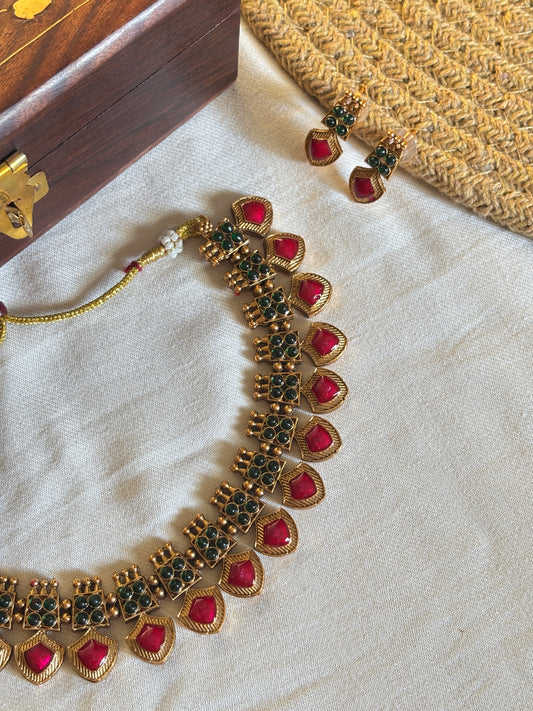 Royal Red & Emerald Temple Choker Necklace and Earing set