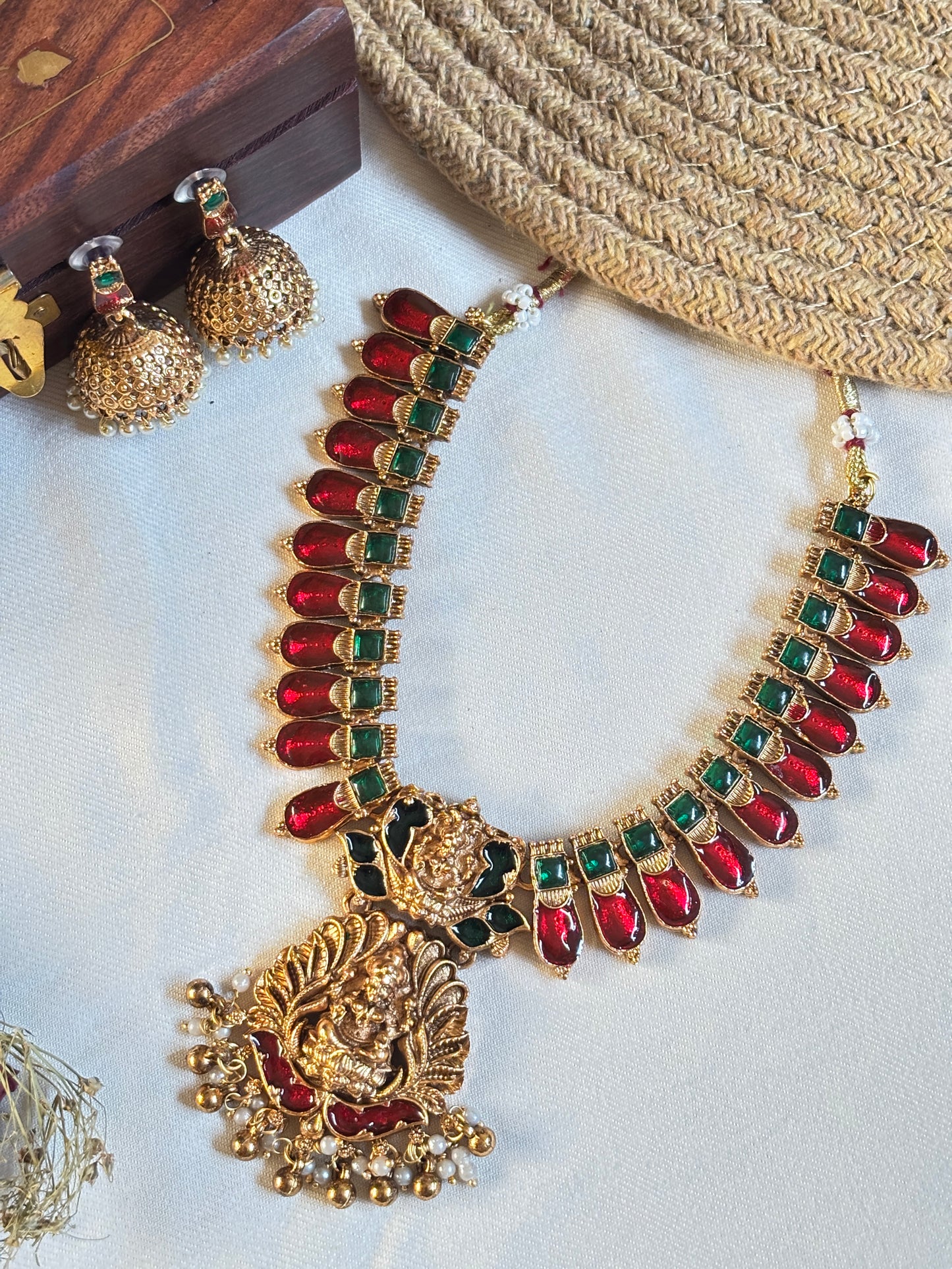 Golden Lotus Beaded Necklace & Earing set