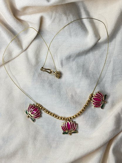 Lotus Necklace Invisible chain