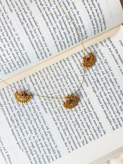 Moon Invisible necklace